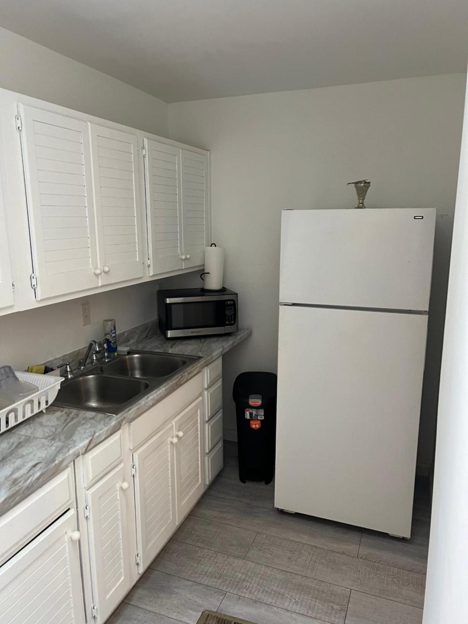 Cozy Private Suite 5 Min From Saint Francis Hospital And Woodland Hills Mall Tulsa Exterior foto