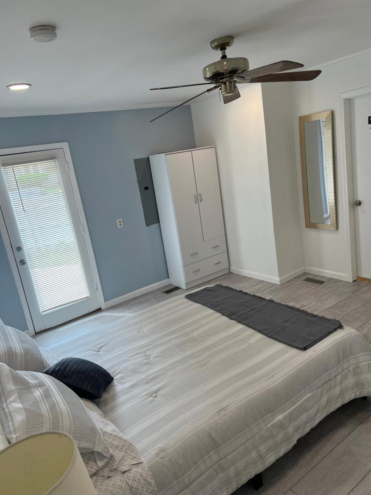Cozy Private Suite 5 Min From Saint Francis Hospital And Woodland Hills Mall Tulsa Exterior foto